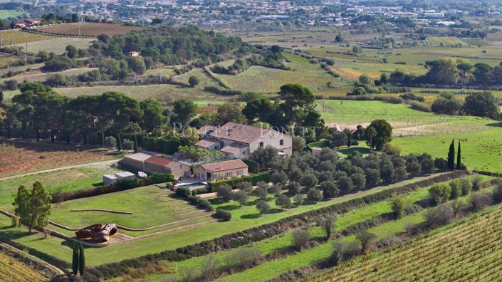 Image No.3-6 Bed House for sale