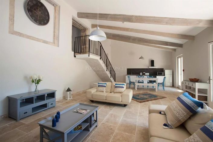 Image No.12-20 Bed House for sale