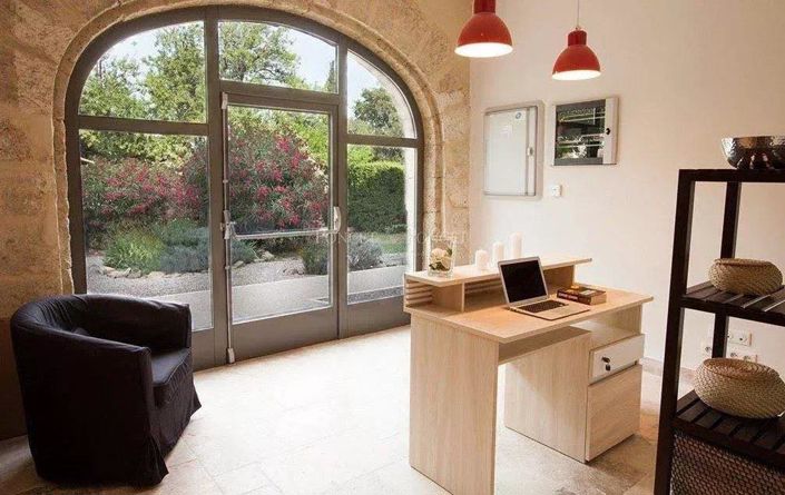 Image No.9-20 Bed House for sale