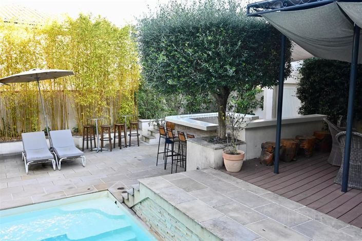 Image No.26-10 Bed House for sale