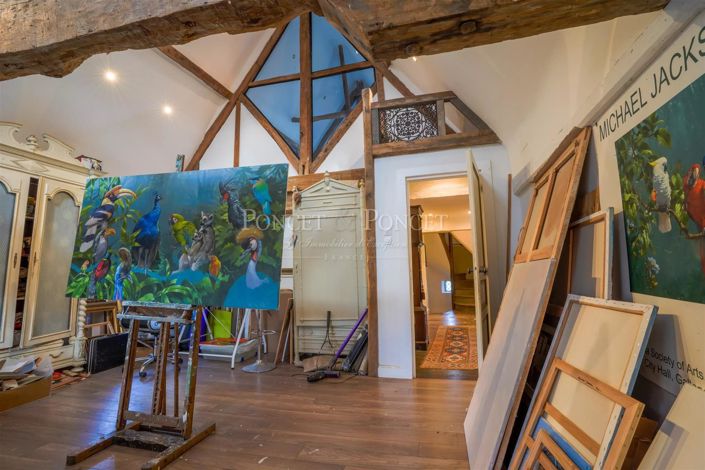 Image No.17-10 Bed House for sale