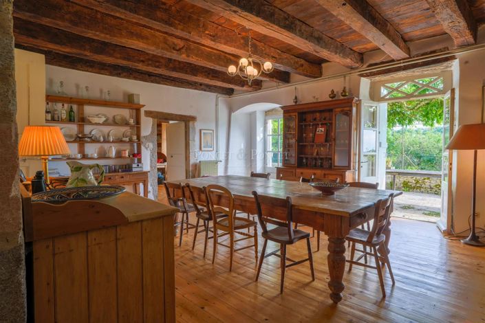 Image No.14-7 Bed House for sale