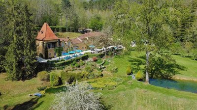 10 Bed House for sale