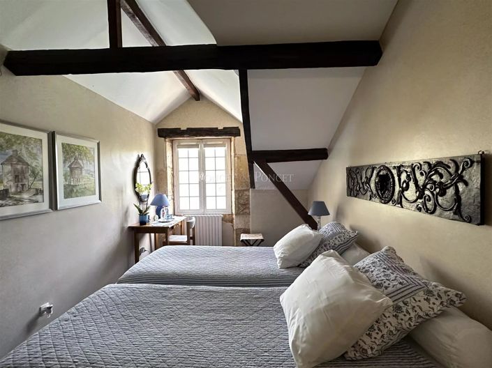 Image No.10-10 Bed House for sale