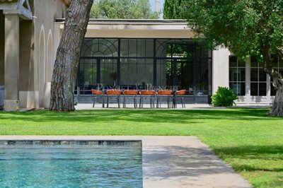 5 Bed House for sale