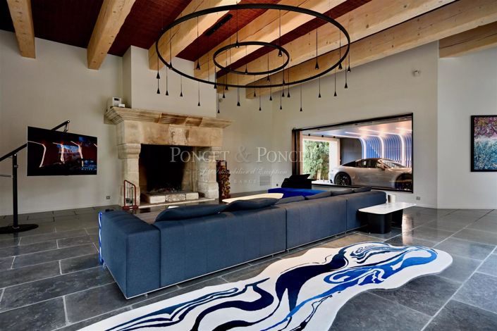 Image No.18-5 Bed House for sale