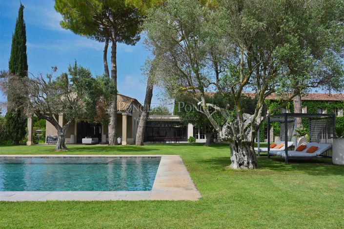 Image No.21-5 Bed House for sale