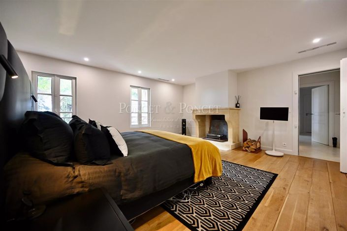 Image No.30-5 Bed House for sale