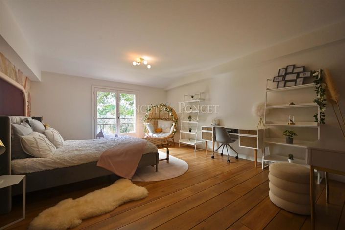 Image No.38-5 Bed House for sale