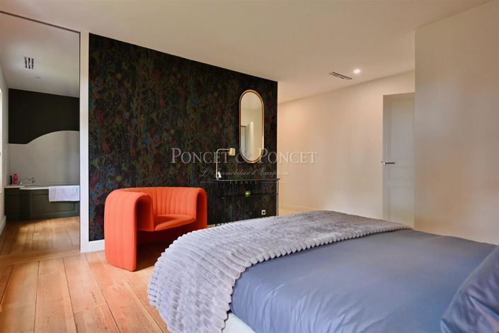 Image No.41-5 Bed House for sale