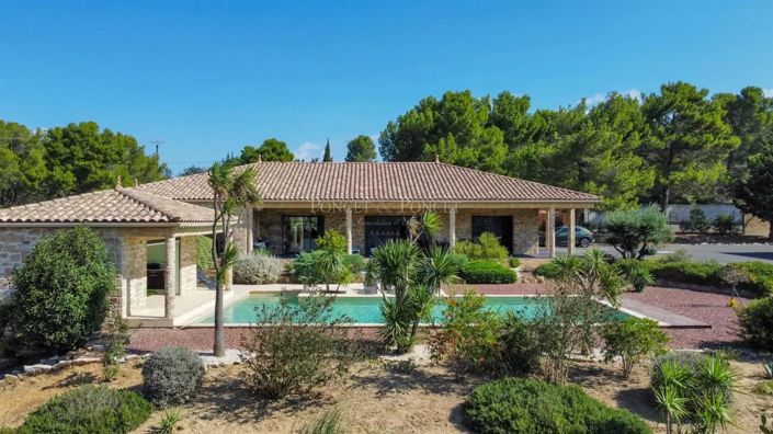 Image No.1-3 Bed House for sale