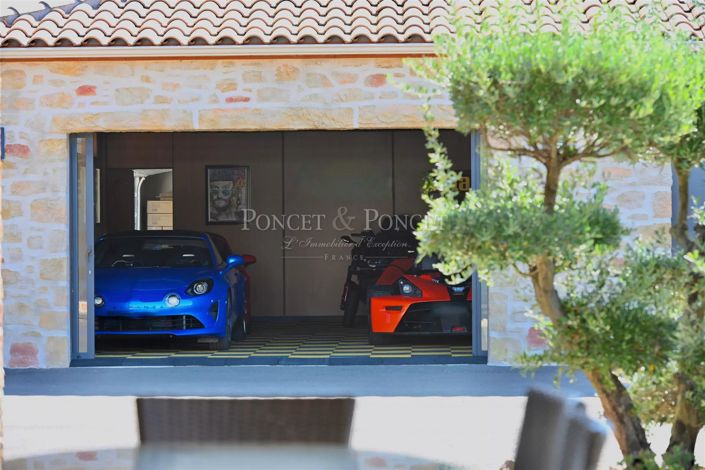 Image No.10-4 Bed House for sale