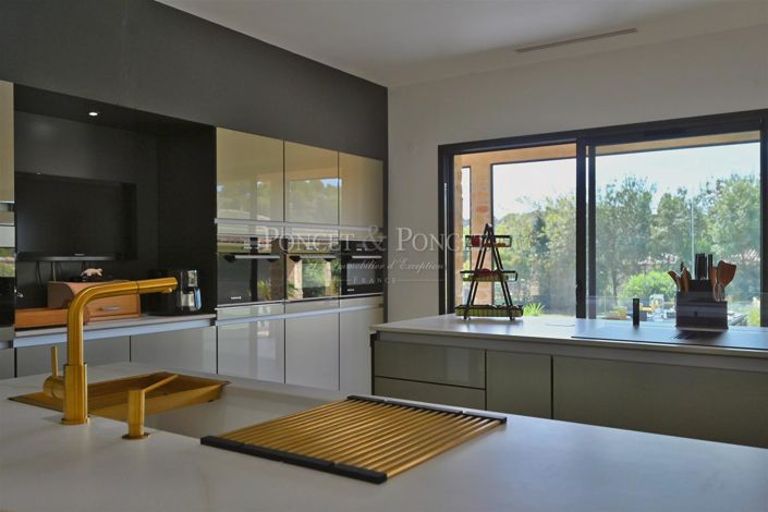 Image No.13-4 Bed House for sale