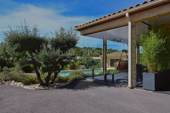 Image No.25-4 Bed House for sale