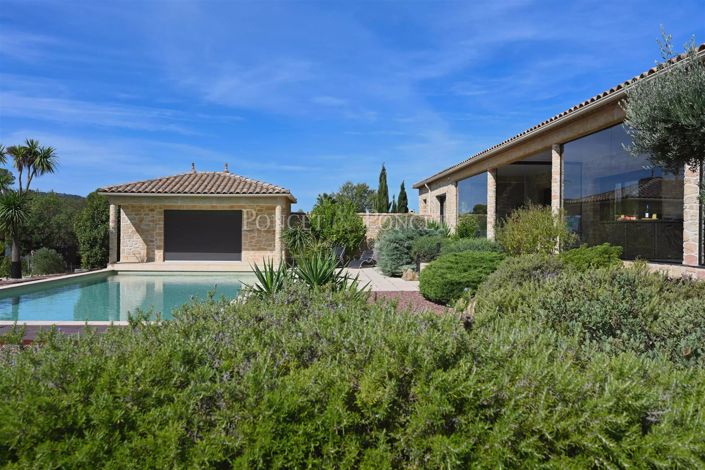 Image No.26-4 Bed House for sale