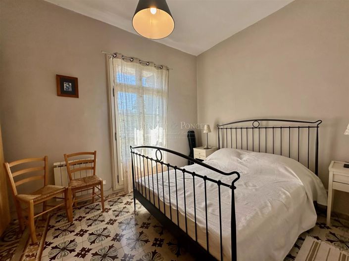 Image No.8-3 Bed House for sale