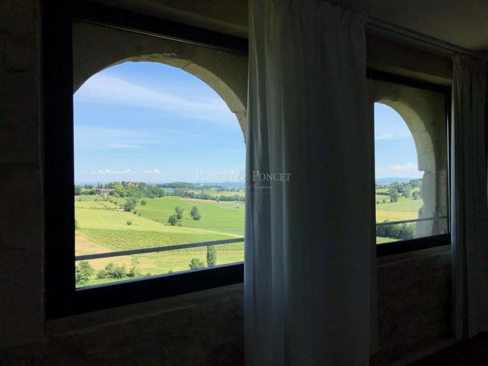 Image No.24-19 Bed House for sale