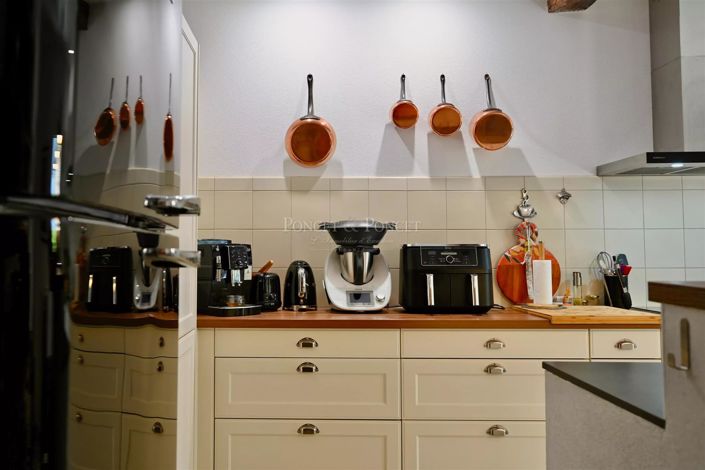 Image No.12-4 Bed House for sale