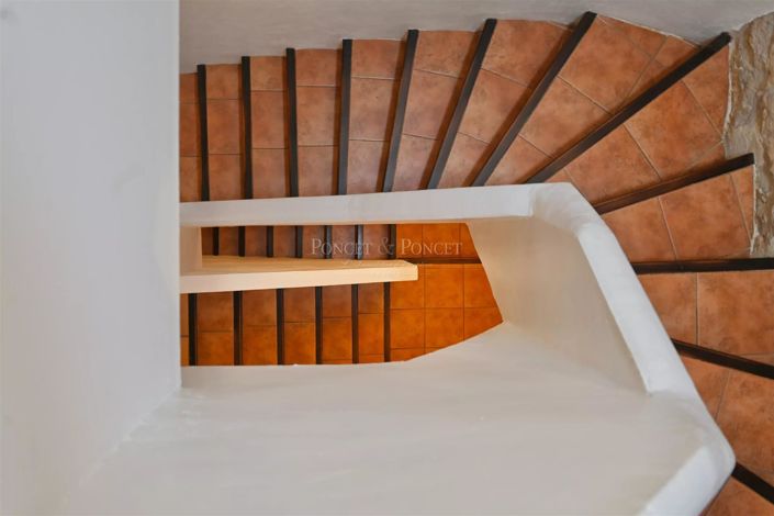 Image No.17-4 Bed House for sale