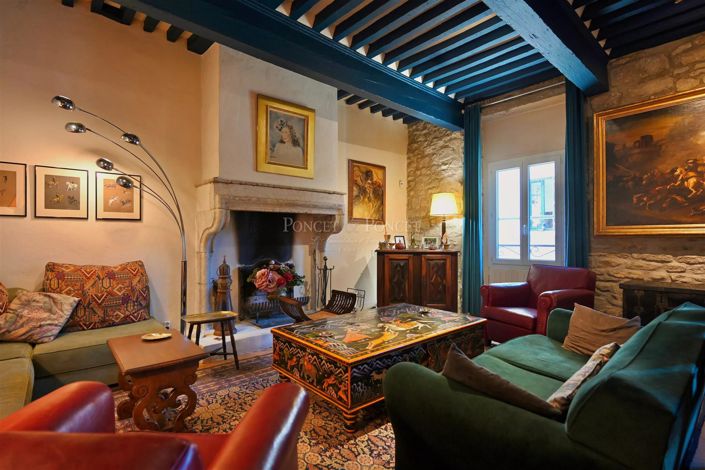 Image No.2-4 Bed House for sale