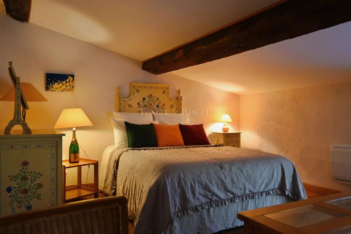 Image No.30-4 Bed House for sale