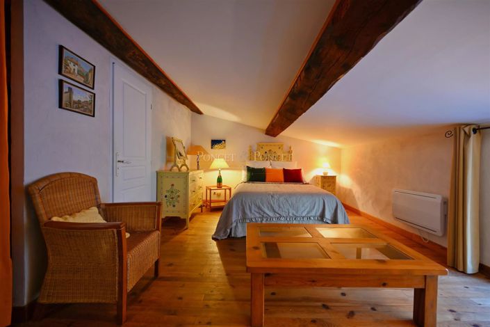 Image No.31-4 Bed House for sale