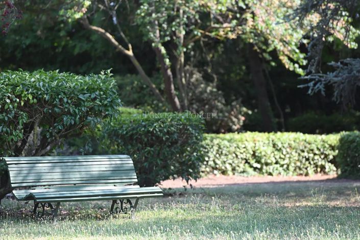 Image No.15-11 Bed House for sale