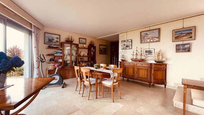 Image No.12-4 Bed House for sale