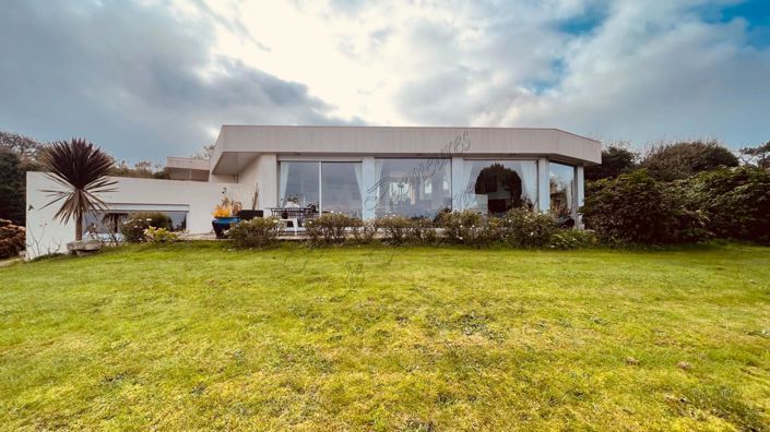 Image No.2-4 Bed House for sale