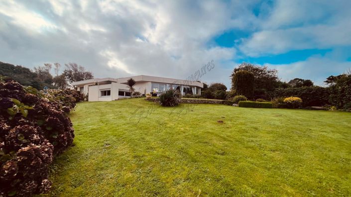 Image No.3-4 Bed House for sale