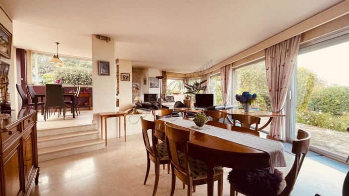 Image No.9-4 Bed House for sale