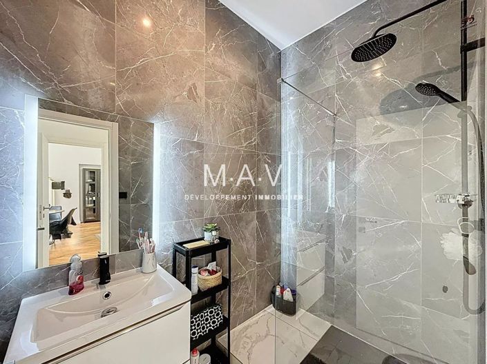 Image No.11-Appartement de 1 chambre à vendre à Nice