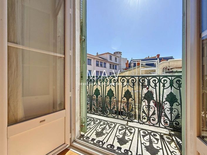Image No.2-Propriété de 1 chambre à vendre à Nice