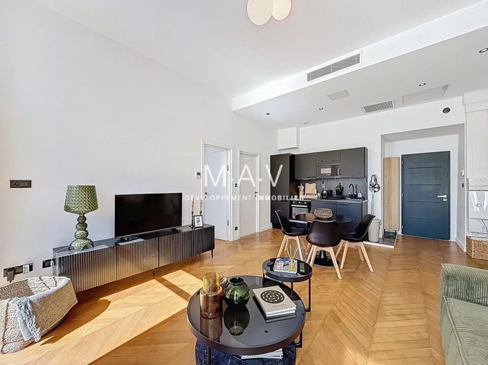 Image No.8-Propriété de 1 chambre à vendre à Nice