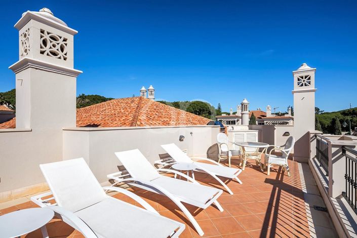 Image No.18-2 Bed House for sale