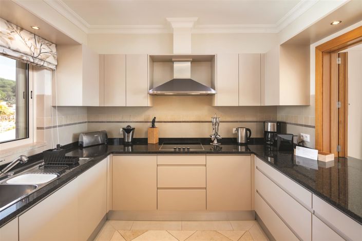 Image No.28-2 Bed House for sale