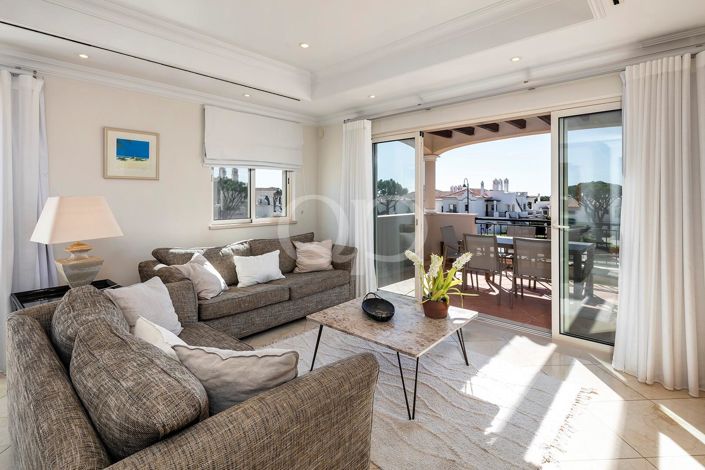 Image No.33-2 Bed House for sale