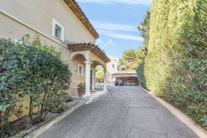 Image No.9-4 Bed House for sale