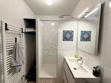 asb2dgu466qz0z255