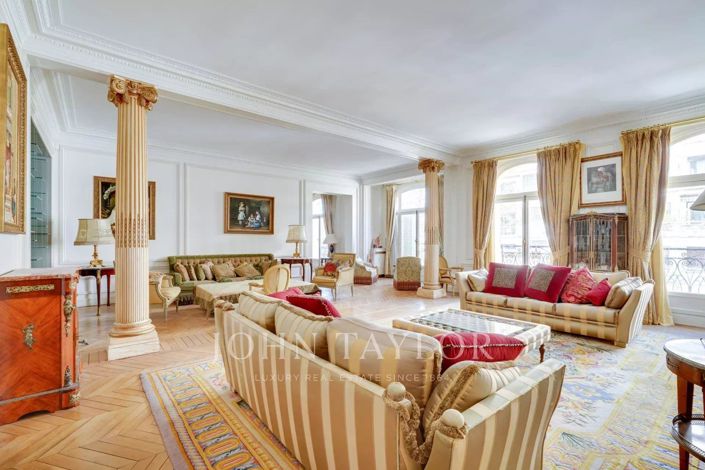 Image No.1-4 Bed Apartment for sale