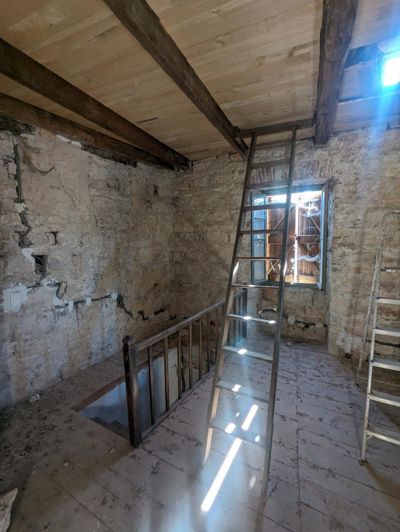 Image No.6-House for sale