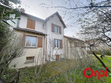 1 - Montluçon, House