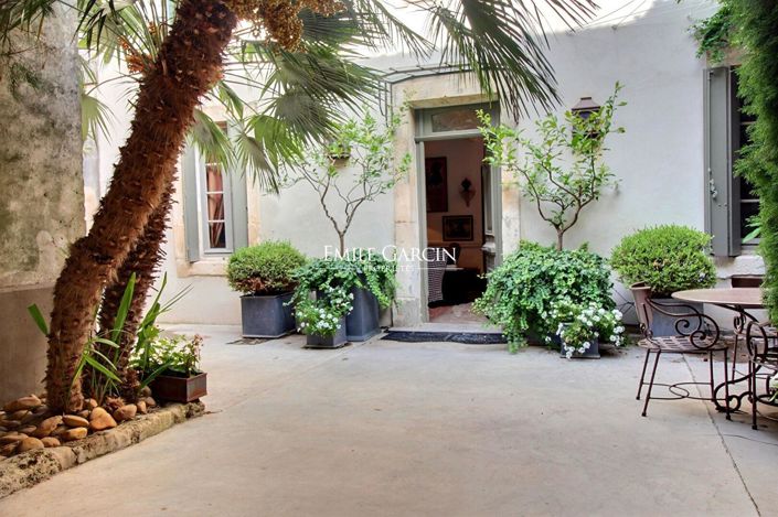 Image No.1-4 Bed House for sale