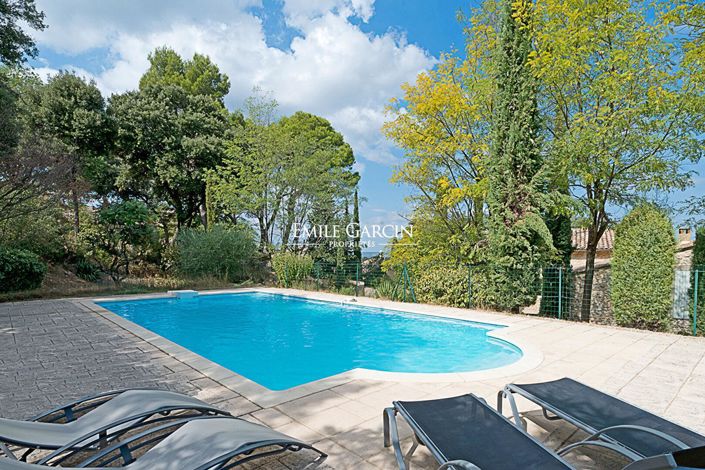 Image No.1-4 Bed House for sale