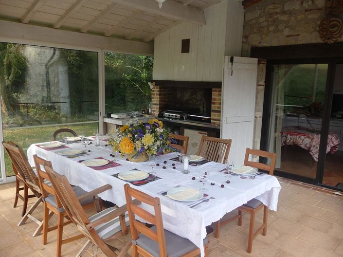 Image No.13-6 Bed Property for sale