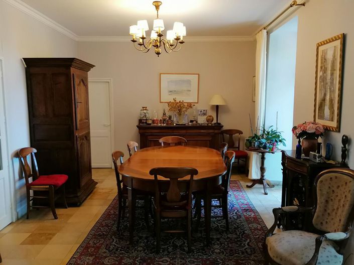 Image No.5-6 Bed Property for sale