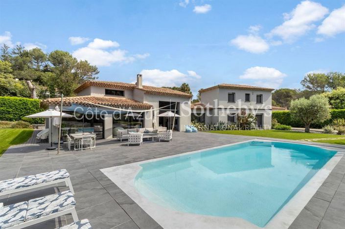 Image No.1-Propriété de 4 chambres à vendre à Mougins