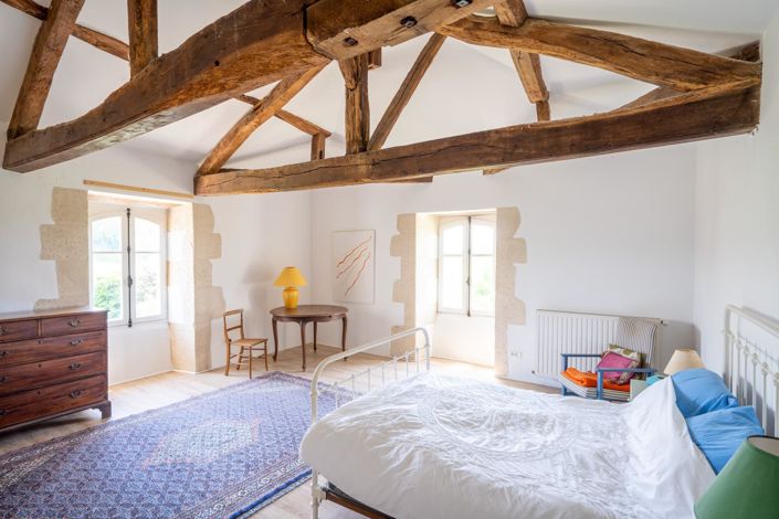 Image No.16-6 Bed House for sale