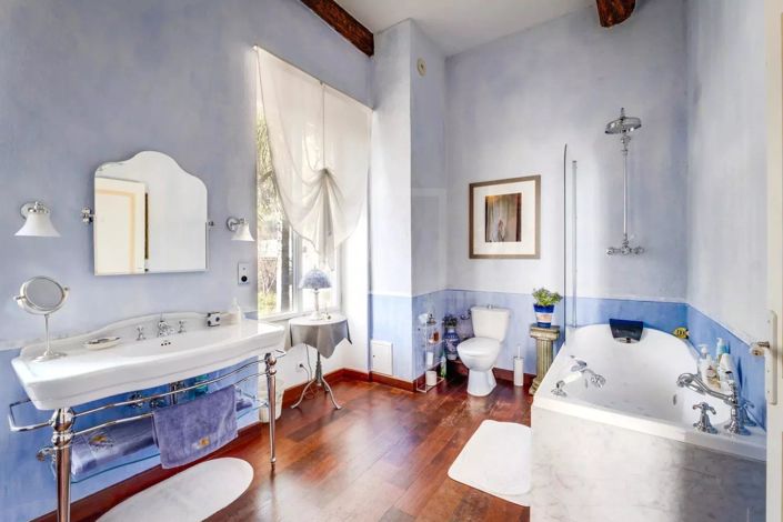 Image No.15-4 Bed House for sale