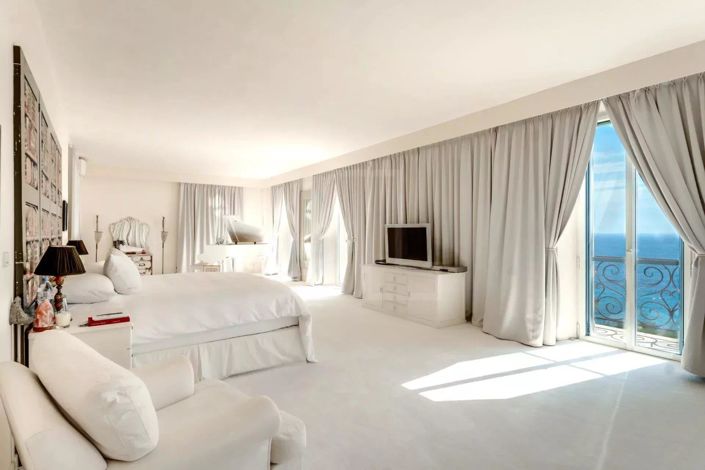 Image No.9-4 Bed House for sale